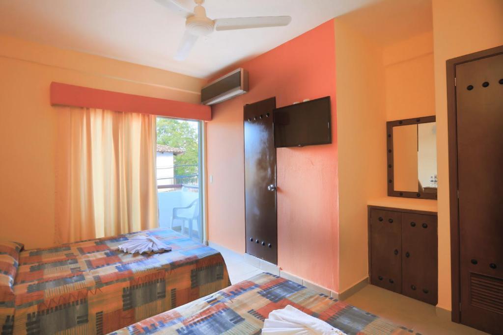 Mocali Hotel Puerto Vallarta Room photo